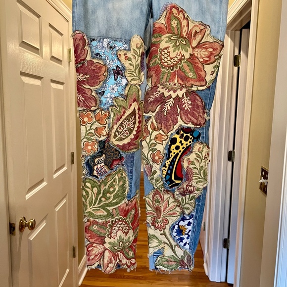 Women's Custom Designed Tommy Hilfiger Brocade Patchwork Applique Jeans Size 8 - Picture 2 of 5